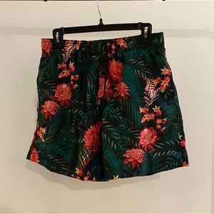 H&M Men’s Green/Black Floral Bathing Suit (Size S)